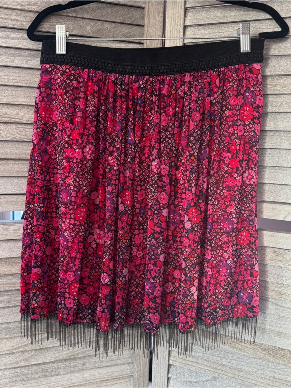 T Tahari Winnie Floral Pleated Mini Skirt Beaded Fringe Hem Black Pink - Picture 1 of 5
